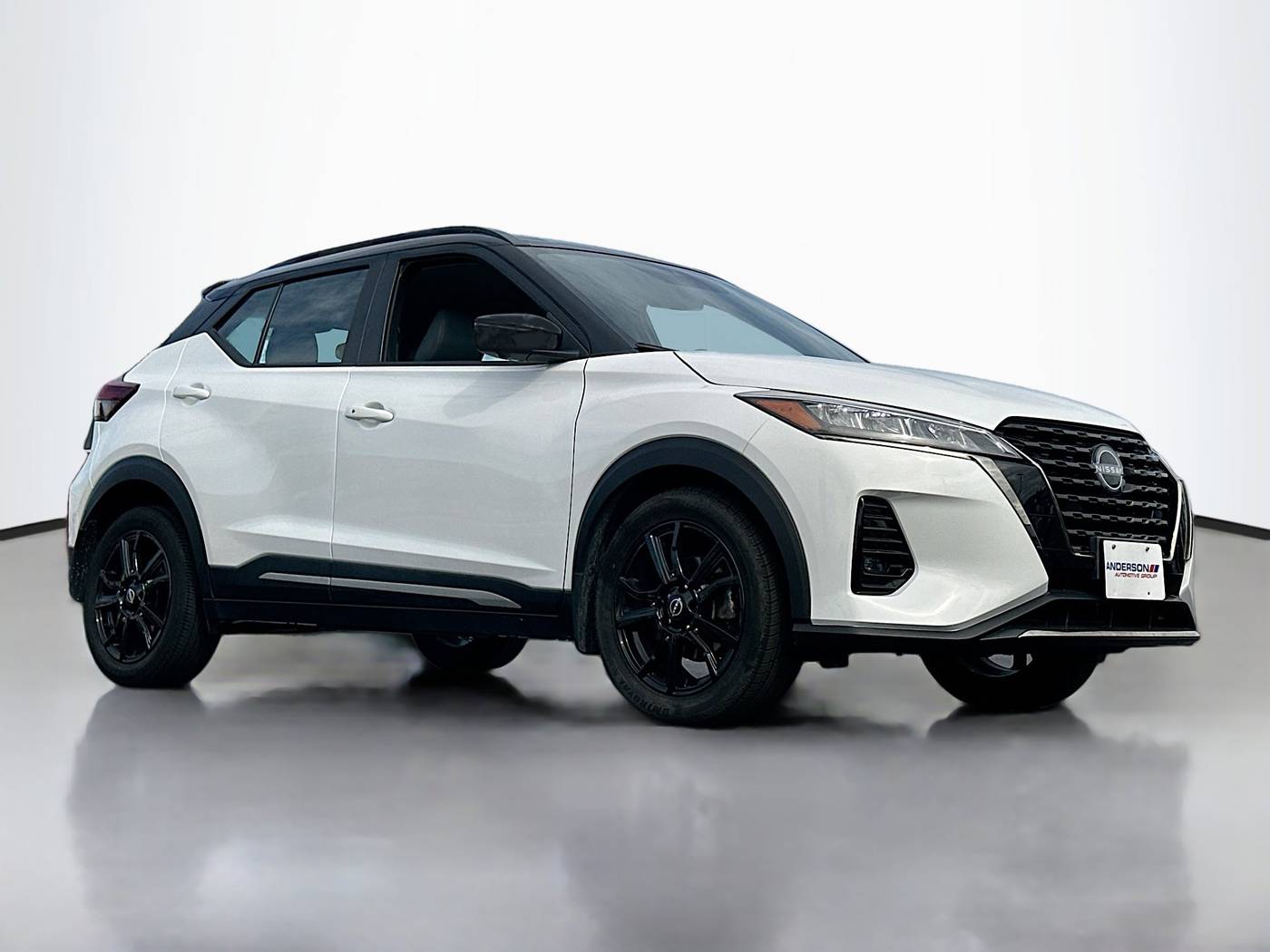 2023 Nissan Kicks SR — SUV — 38,660 mi — Rockford, IL