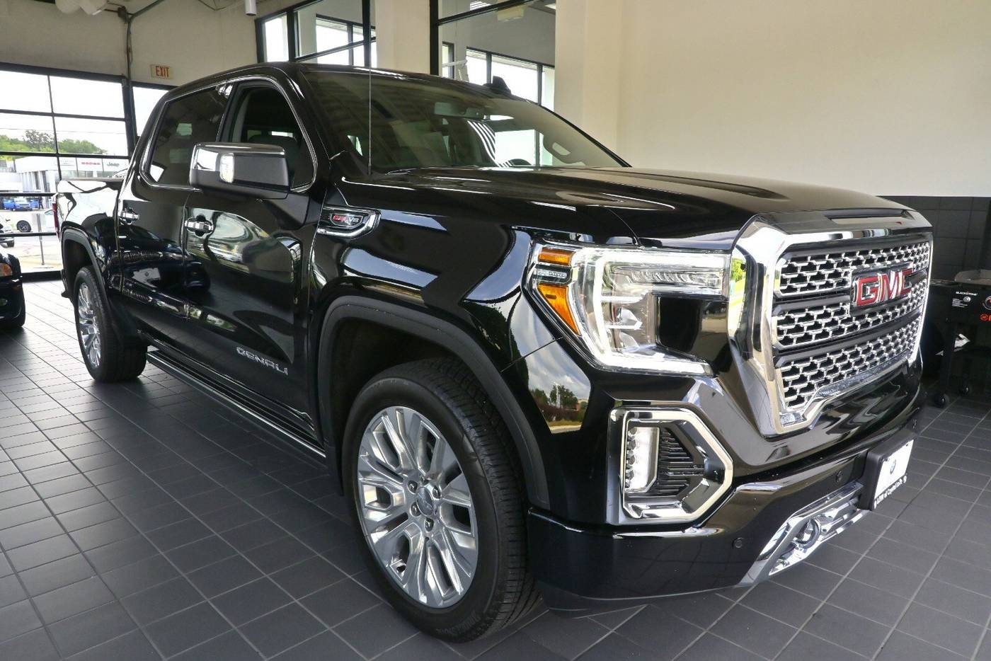 2022 GMC Sierra 1500 Limited Denali — Pickup Truck — 16,970 mi — Crystal Lake, IL