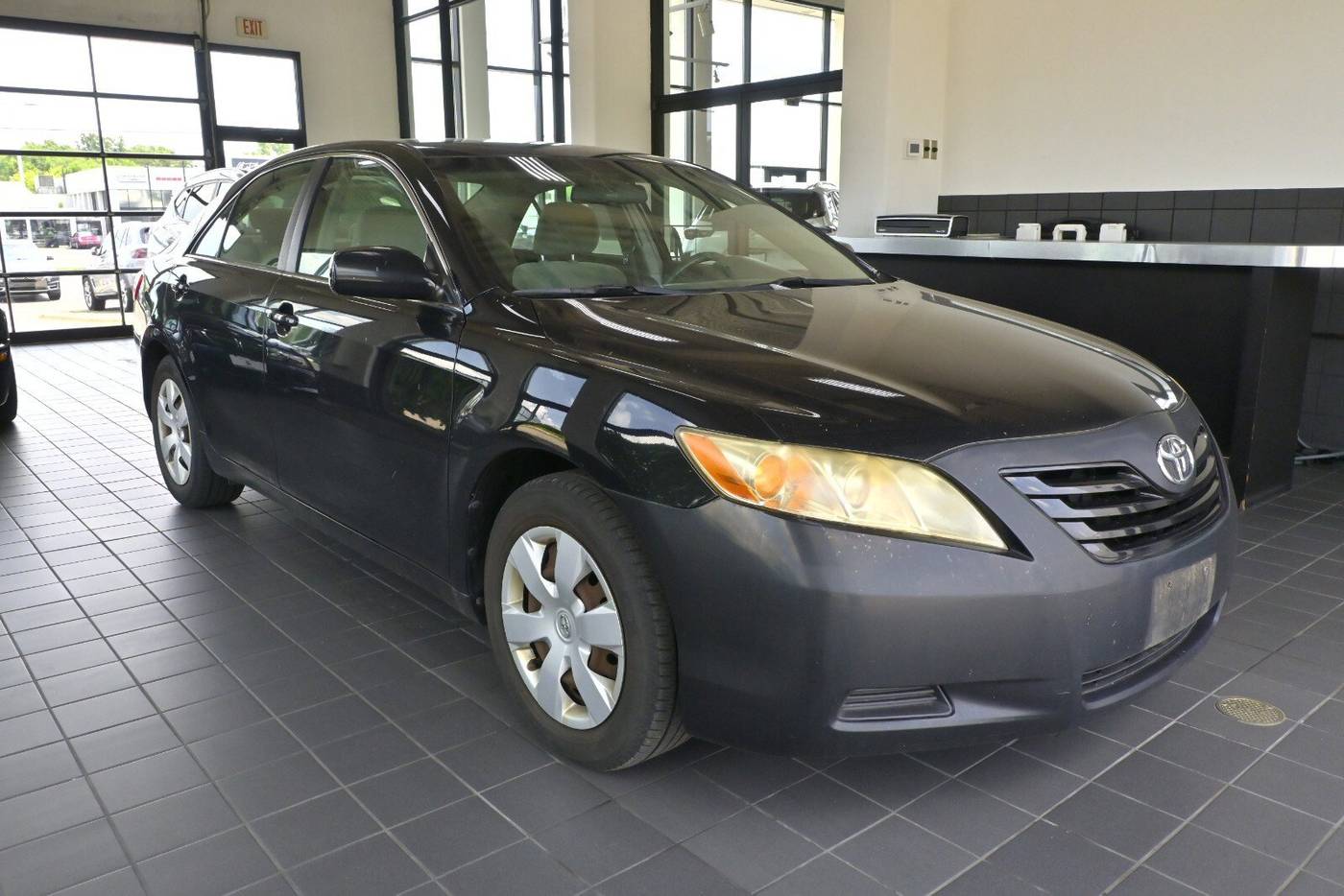 2009 Toyota Camry Base — Sedan — 159,105 mi — Crystal Lake, IL