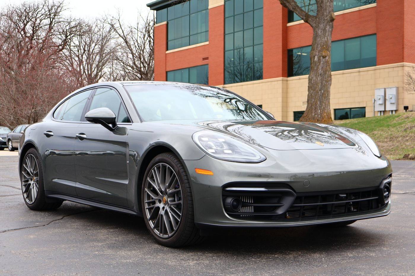 2023 Porsche Panamera 4 Platinum Edition — Hatchback — 13,201 mi — Crystal Lake, IL