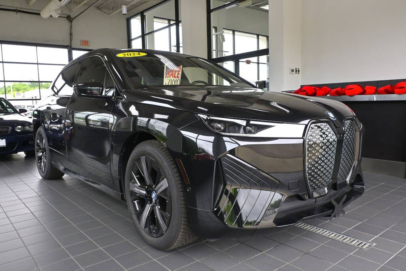 2024 BMW iX M60 — SUV — 22,090 mi — Crystal Lake, IL
