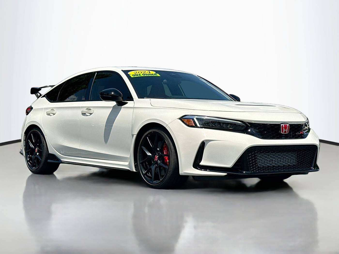 2024 Honda Civic Type R — Hatchback — 3,960 mi — Rockford, IL