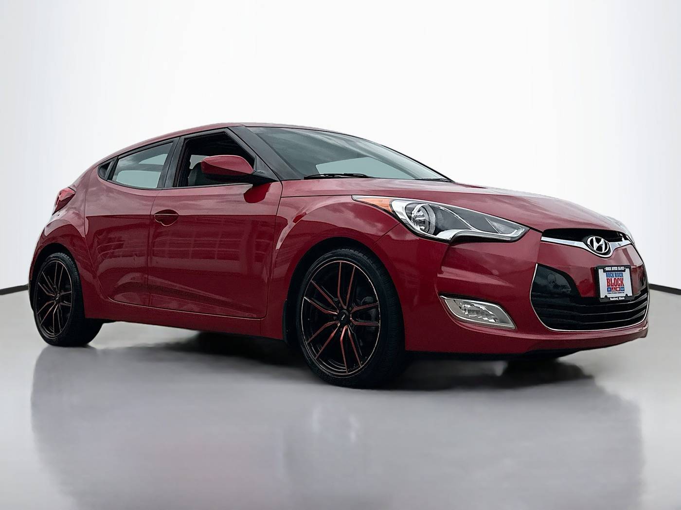 2013 Hyundai Veloster Base — Hatchback — 124,297 mi — Rockford, IL