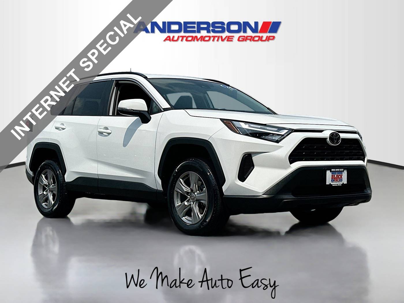 2024 Toyota RAV4 XLE — SUV — 30,581 mi — Rockford, IL