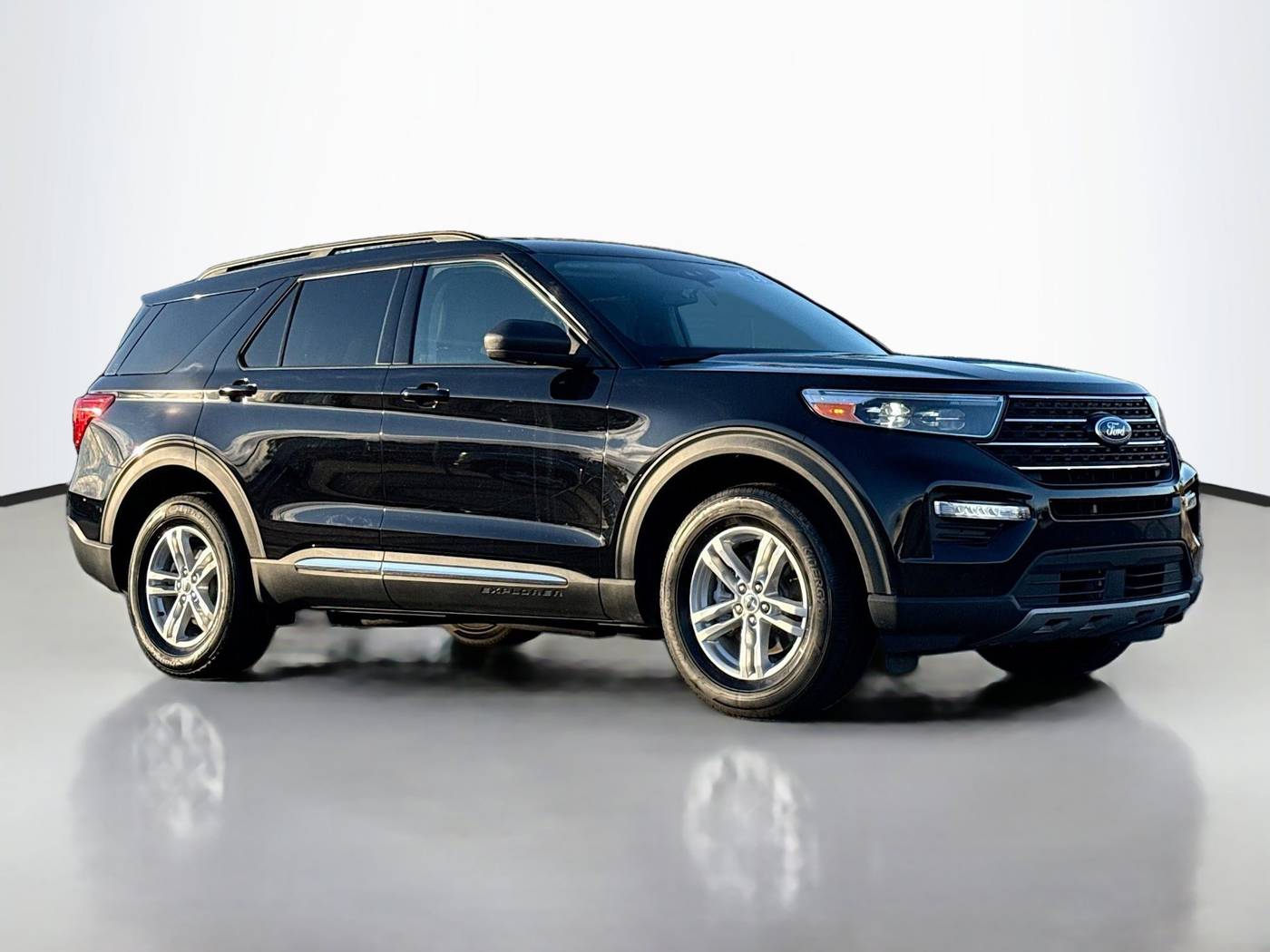 2023 Ford Explorer XLT — SUV — 19,259 mi — Rockford, IL