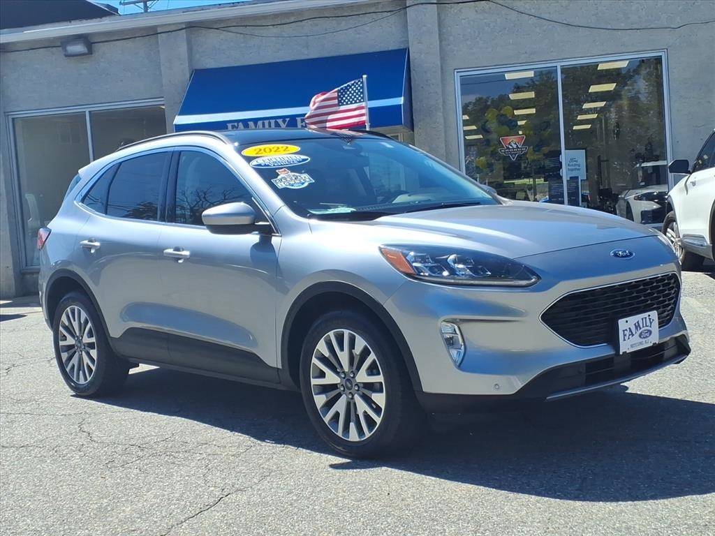 2022 Ford Escape Titanium — SUV — 35,735 mi — Netcong, NJ