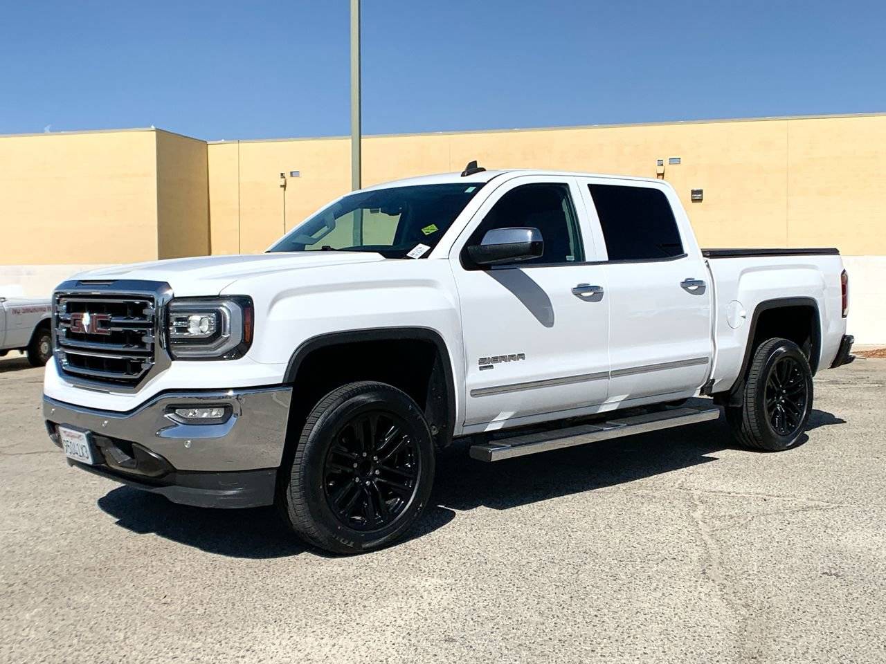 2018 GMC Sierra 1500 SLT — Pickup Truck — 113,870 mi — Lancaster, CA