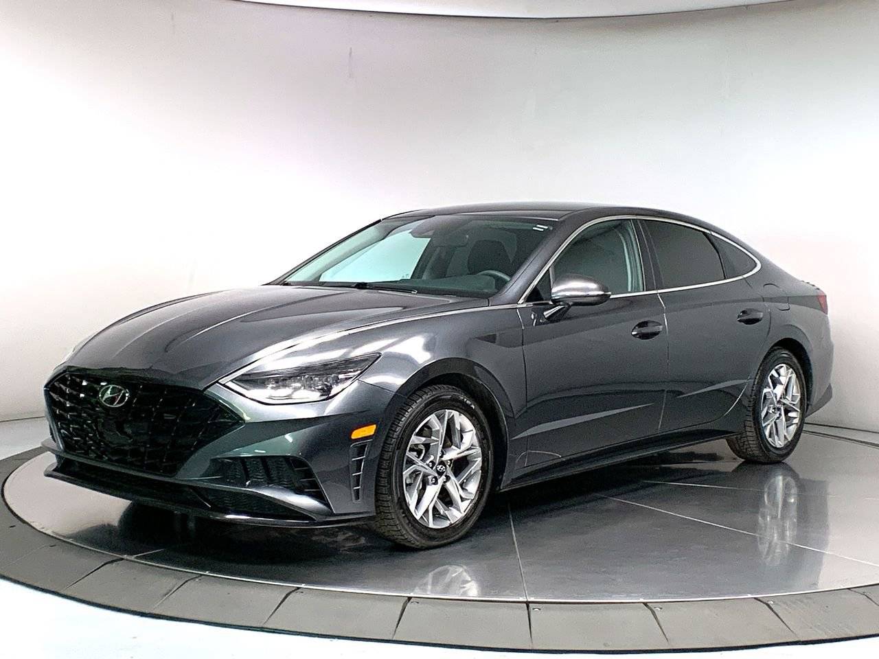 2023 Hyundai Sonata SEL — Sedan — 52,511 mi — Lancaster, CA