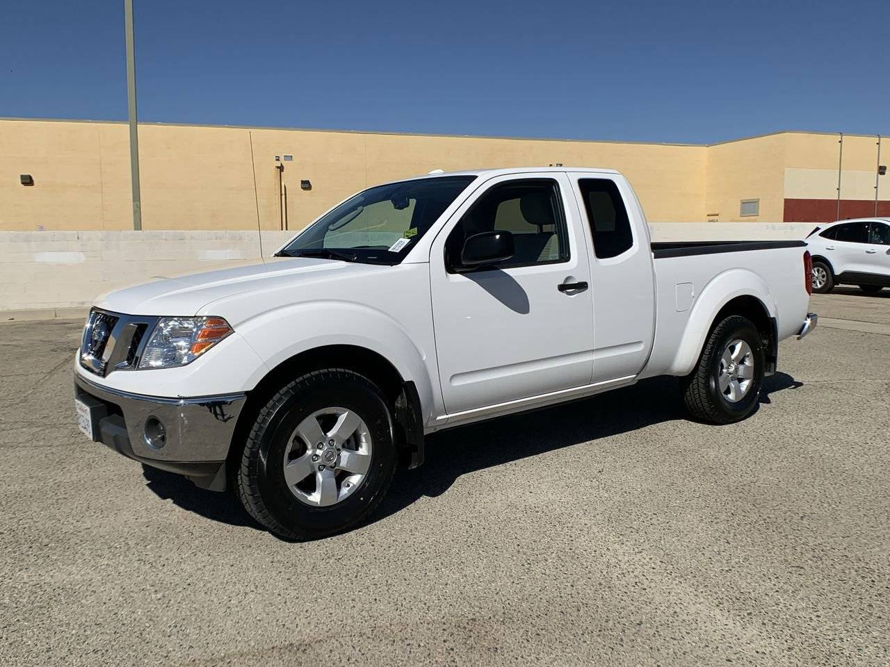 2011 Nissan Frontier SV — Pickup Truck — 70,314 mi — Lancaster, CA