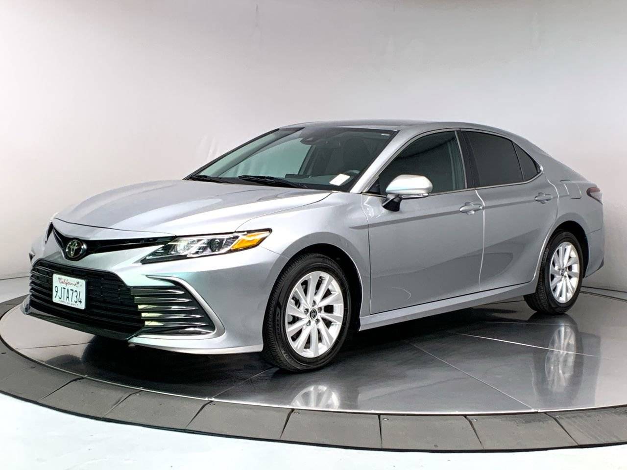 2024 Toyota Camry LE — Sedan — 17,505 mi — Lancaster, CA