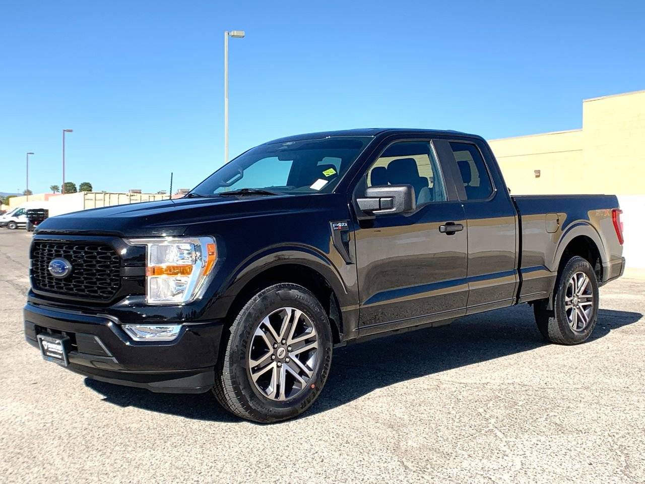 2022 Ford F-150 XL — Pickup Truck — 14,982 mi — Lancaster, CA
