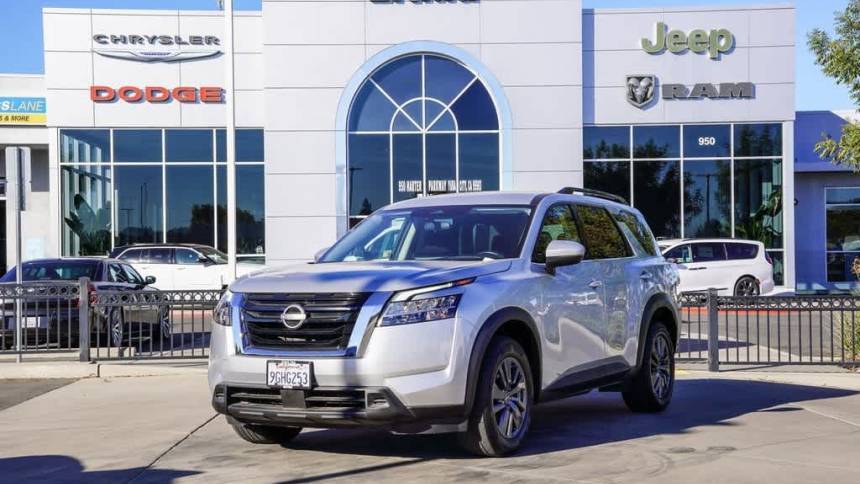 2022 Nissan Pathfinder SV — SUV — 59,335 mi — Yuba City, CA
