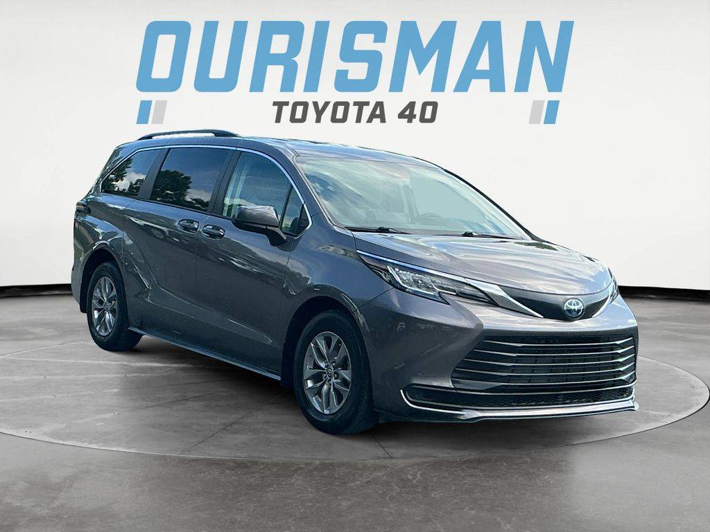 2022 Toyota Sienna LE — Minivan — 67,077 mi — Edgewood, MD