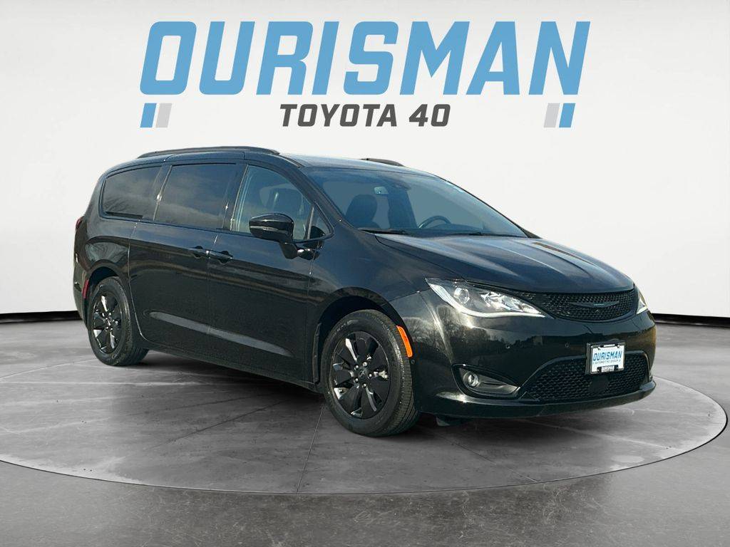 2020 Chrysler Pacifica Hybrid Limited — Minivan — 35,576 mi — Edgewood, MD