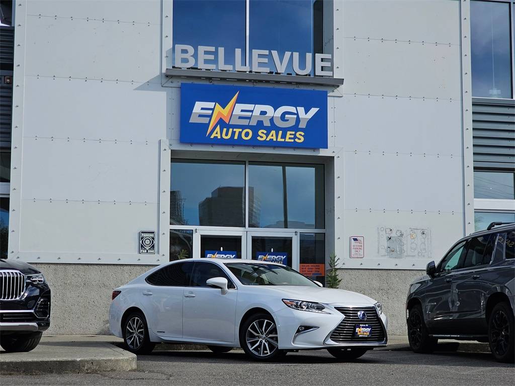 2016 Lexus ES ES 300h — Sedan — 56,039 mi — Bellevue, WA