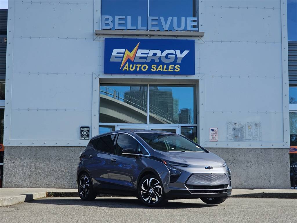 2022 Chevrolet Bolt EV 2LT — Hatchback — 5,673 mi — Bellevue, WA