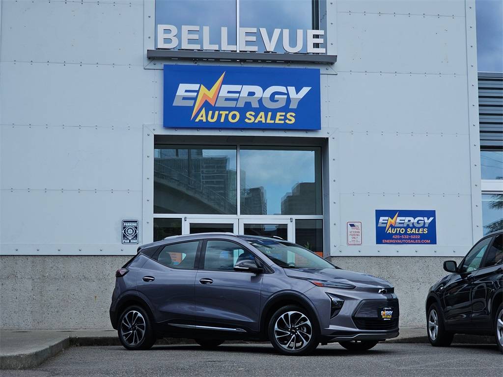 2022 Chevrolet Bolt EUV Premier — SUV — 3,706 mi — Bellevue, WA
