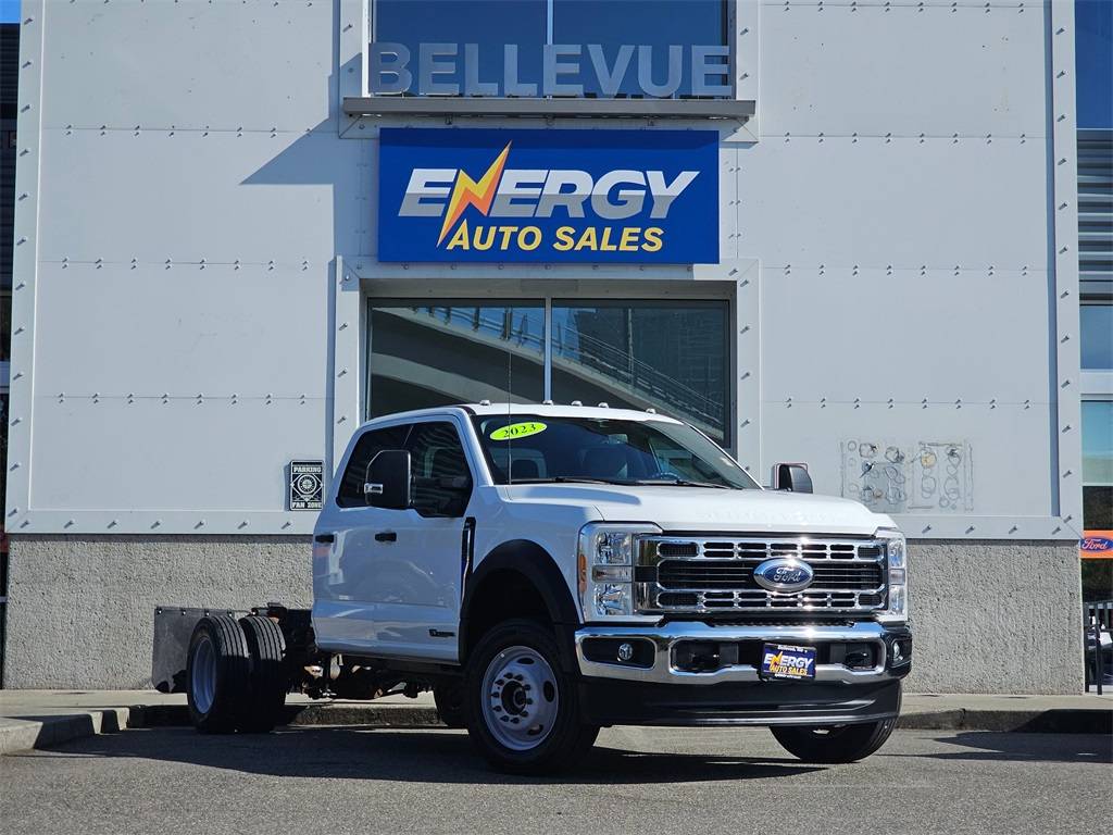 2023 Ford Super Duty F-450 Chassis Cab XLT — Chassis Cab Truck — 9,680 mi — Bellevue, WA