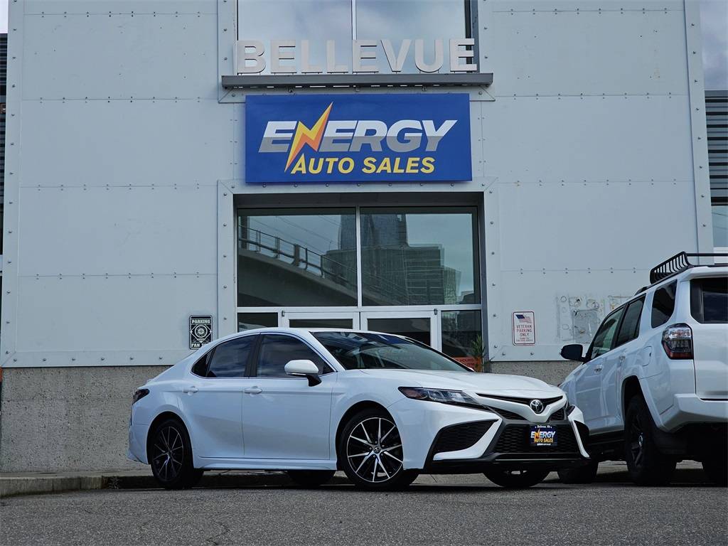 2022 Toyota Camry SE — Sedan — 46,215 mi — Bellevue, WA