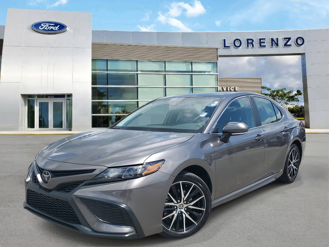 2024 Toyota Camry SE — Sedan — 17,699 mi — Homestead, FL