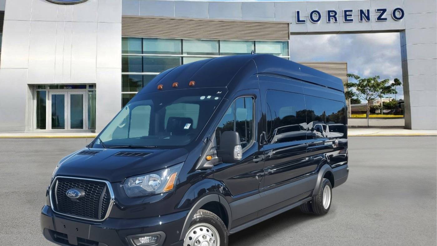 2024 Ford Transit Passenger Wagon T-350 XLT — Passenger Van — 18,124 mi — Homestead, FL