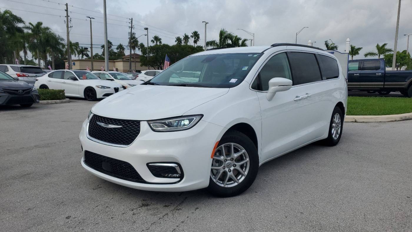 2022 Chrysler Pacifica Touring L — Minivan — 56,964 mi — Homestead, FL