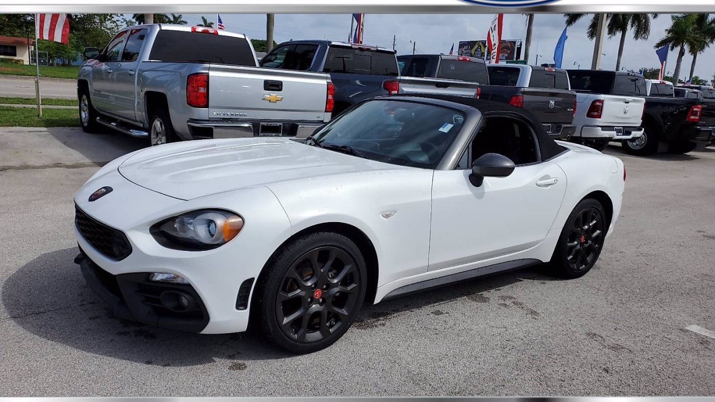 Used 2017 FIAT 124 Spider for Sale (with Photos) | U.S. News & World Report