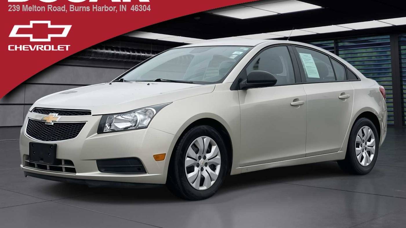 2013 Chevrolet Cruze LS — Sedan — 54,946 mi — Burns Harbor, IN