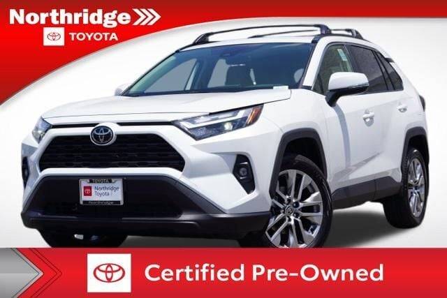2025 Toyota RAV4 XLE Premium — SUV — 2,011 mi — Northridge, CA