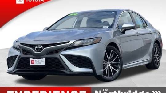 2021 Toyota Camry SE — Sedan — 53,430 mi — Northridge, CA