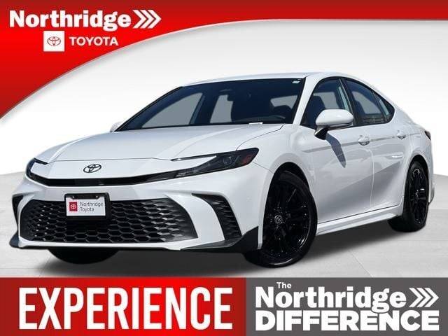2025 Toyota Camry LE — Sedan — 13,457 mi — Northridge, CA