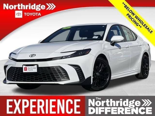 2025 Toyota Camry LE — Sedan — 10,022 mi — Northridge, CA
