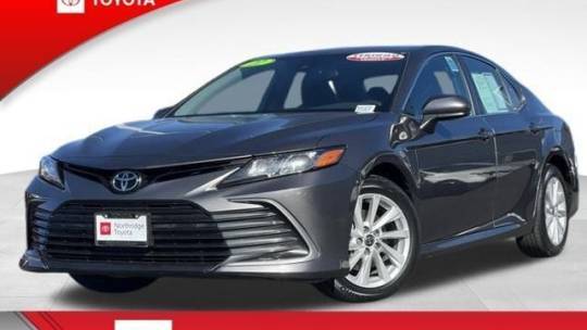 2022 Toyota Camry LE — Sedan — 53,876 mi — Northridge, CA