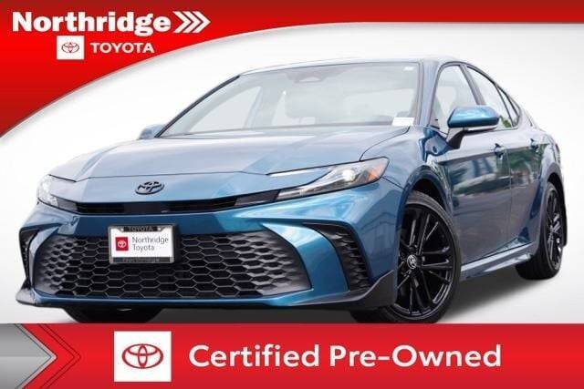 2025 Toyota Camry Hybrid SE — Sedan — 255 mi — Northridge, CA