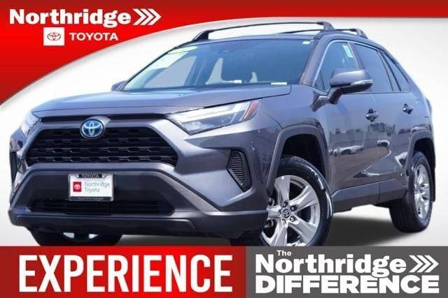 2024 Toyota RAV4 Hybrid XLE — SUV — 33,847 mi — Northridge, CA