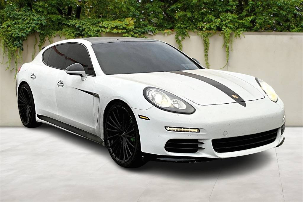 2016 Porsche Panamera 4 — Hatchback — 92,557 mi — Goleta, CA