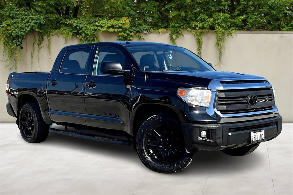 2017 Toyota Tundra SR5 — Pickup Truck — 100,628 mi — Goleta, CA