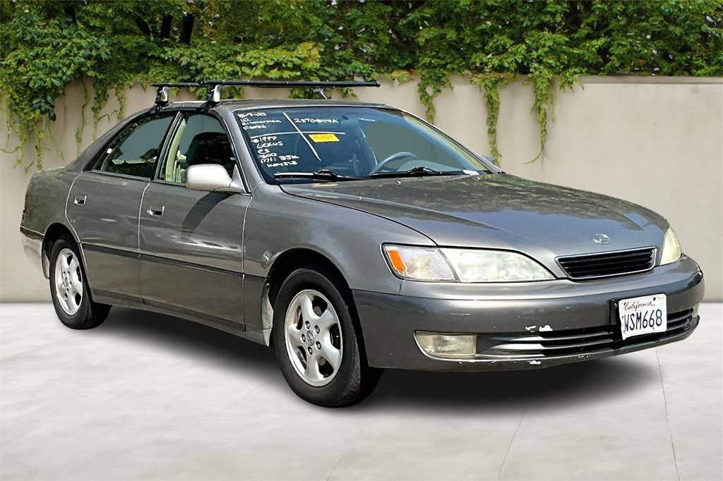 1997 Lexus ES ES 300 — Sedan — 136,915 mi — Goleta, CA