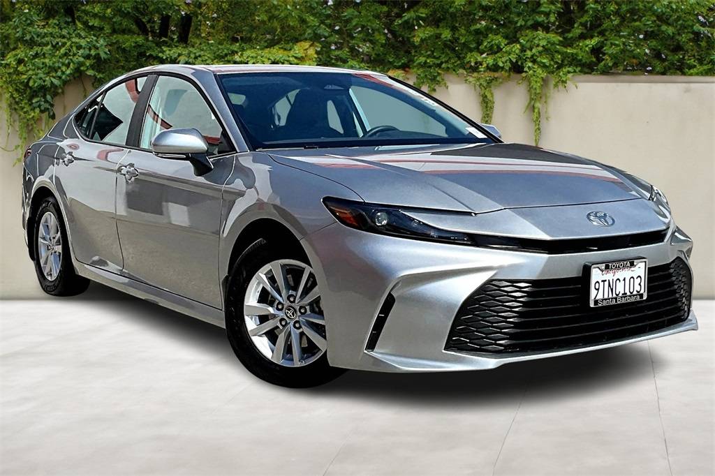 2025 Toyota Camry Hybrid LE — Sedan — 3,420 mi — Goleta, CA