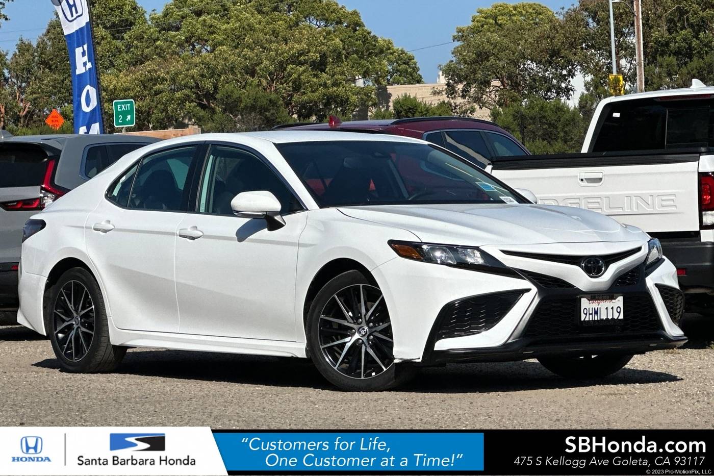 2023 Toyota Camry SE — Sedan — 32,169 mi — Goleta, CA