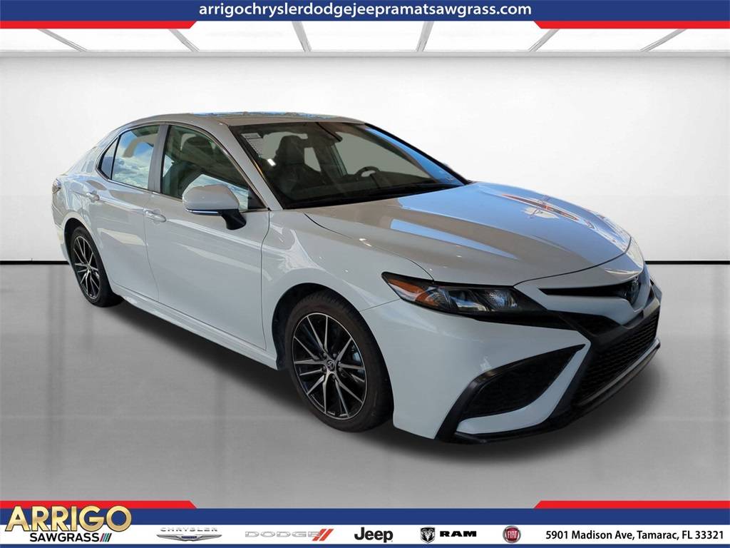 2023 Toyota Camry SE — Sedan — 54,804 mi — Tamarac, FL