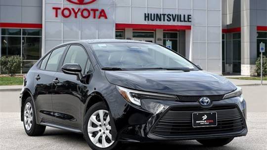 2025 Toyota Corolla Hybrid LE — Sedan — 8,001 mi — Huntsville, TX