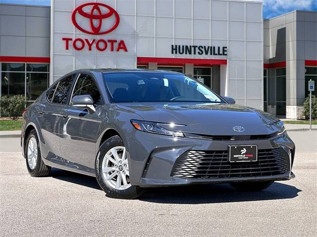 2025 Toyota Camry LE — Sedan — 10 mi — Huntsville, TX
