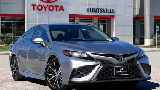 2021 Toyota Camry SE — Sedan — 61,965 mi — Huntsville, TX