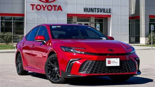 2025 Toyota Camry SE — Sedan — 7,564 mi — Huntsville, TX