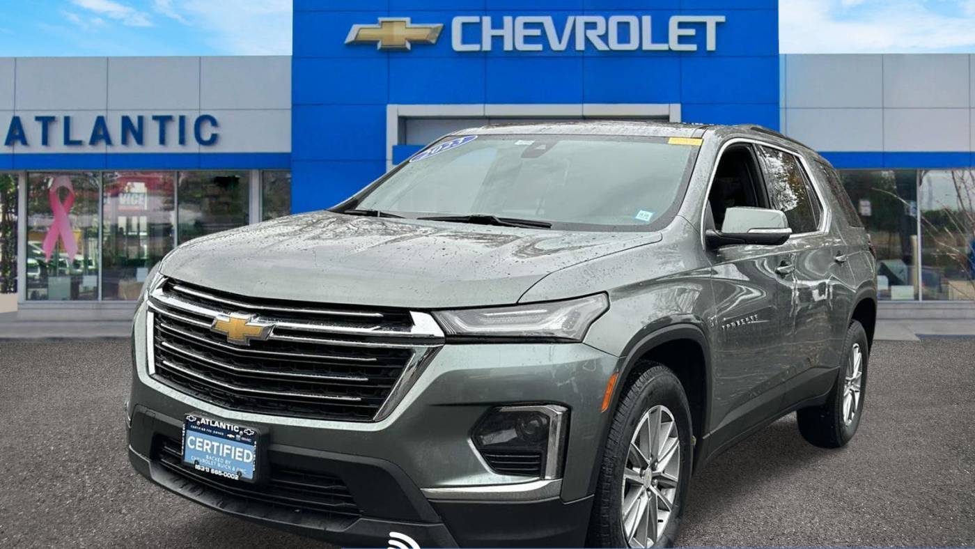 2023 Chevrolet Traverse LT Cloth — SUV — 40,533 mi — Bay Shore, NY