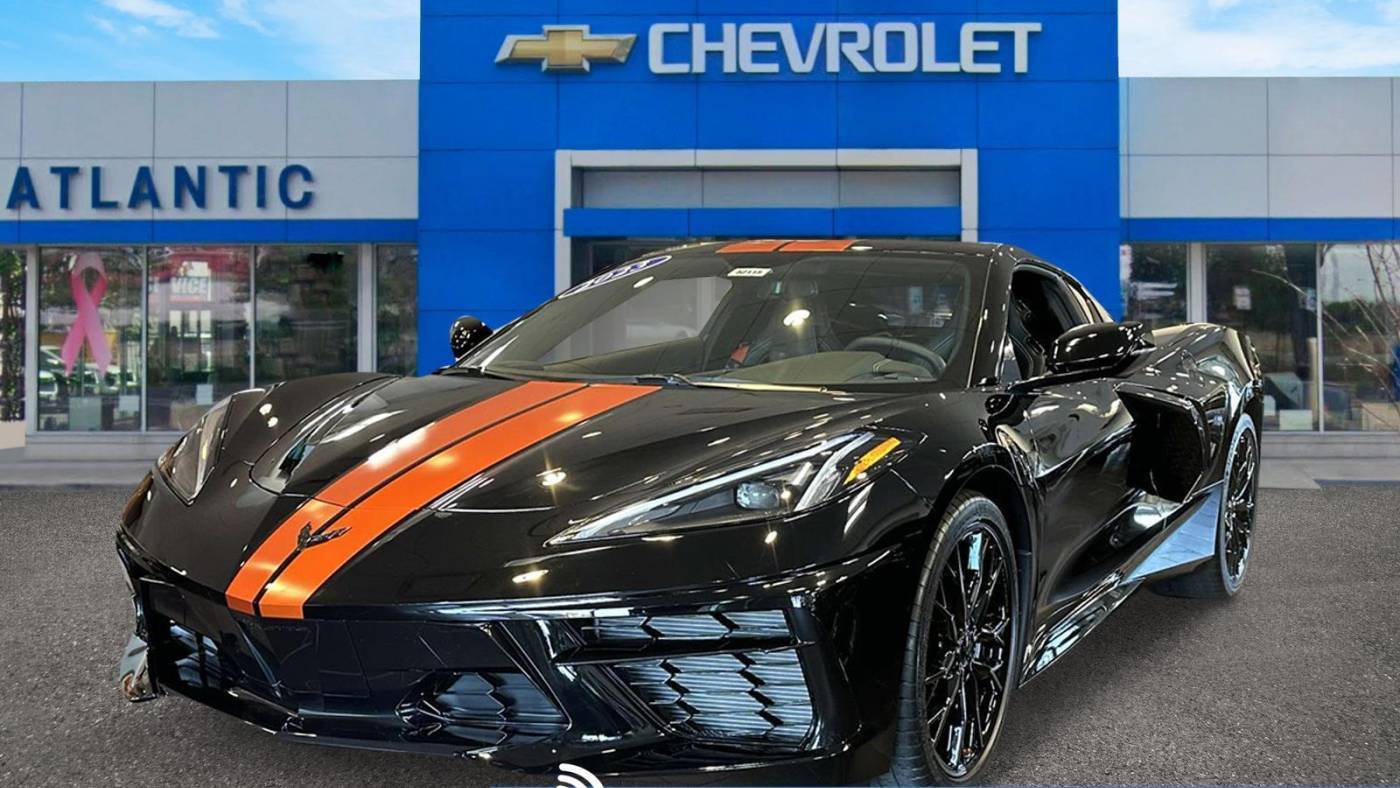 2023 Chevrolet Corvette 1LT — Coupe — 272 mi — Bay Shore, NY