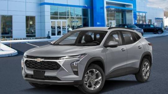 2025 Chevrolet Trax LT — SUV — 24,898 mi — Bay Shore, NY
