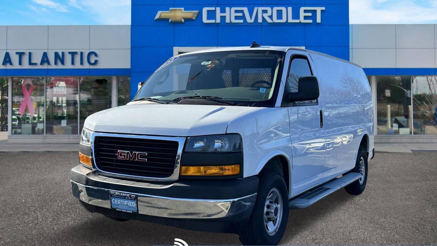 2022 GMC Savana Cargo Van Base — Cargo Van — 12,979 mi — Bay Shore, NY