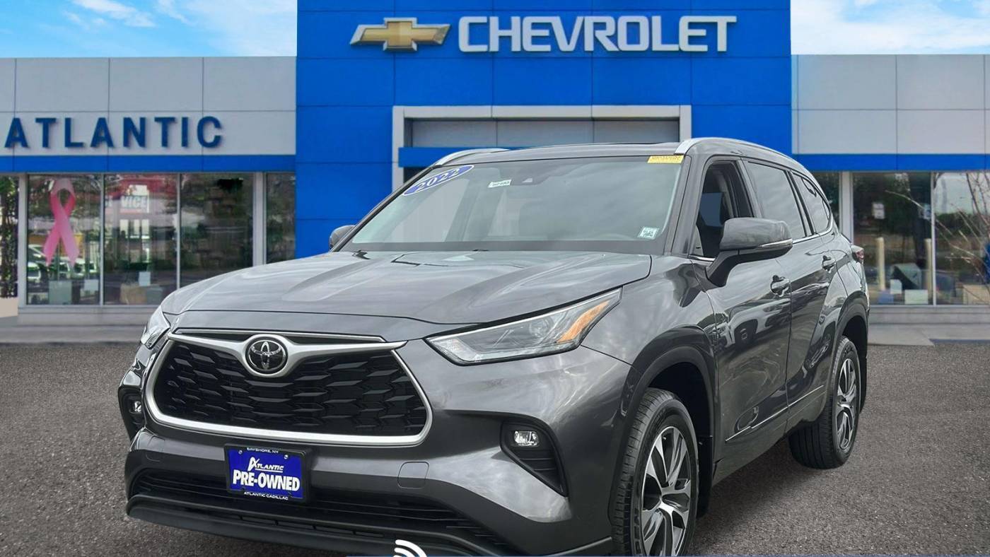 2022 Toyota Highlander XLE — SUV — 34,240 mi — Bay Shore, NY